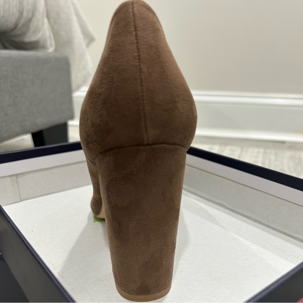 New In Box French Connection Pointed Toe Suede Heels - Picture 5 of 5